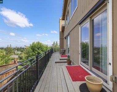 5530 Merritt Dr - Photo Thumbnail 41