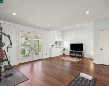 5530 Merritt Dr - Photo Thumbnail 27