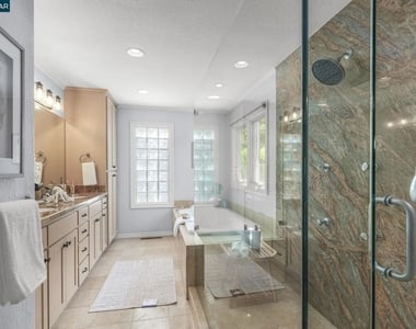 5530 Merritt Dr - Photo Thumbnail 26