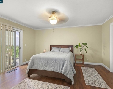 5530 Merritt Dr - Photo Thumbnail 32