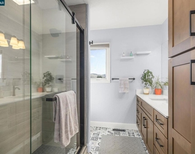 5530 Merritt Dr - Photo Thumbnail 36
