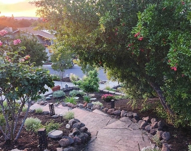 5530 Merritt Dr - Photo Thumbnail 18