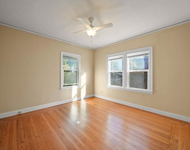 380 Alhambra St. - Photo Thumbnail 4