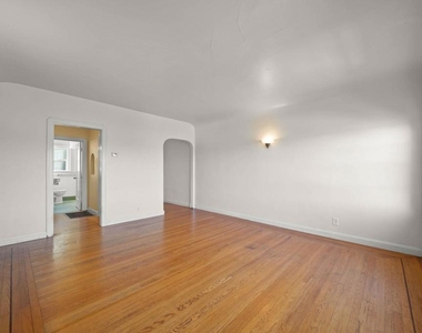 380 Alhambra St. - Photo Thumbnail 11