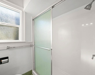 380 Alhambra St. - Photo Thumbnail 9