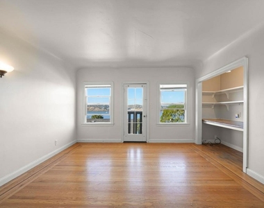 380 Alhambra St. - Photo Thumbnail 13