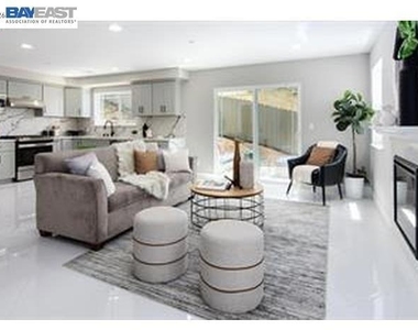 2060 Miramonte Ave - Photo Thumbnail 7