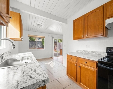 4501 Taft Ave - Photo Thumbnail 13