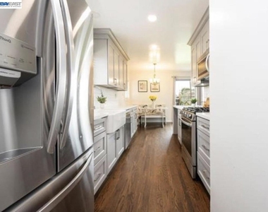 1338 Thais Ln - Photo Thumbnail 3