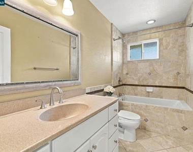 304 Gil Blas Rd - Photo Thumbnail 21
