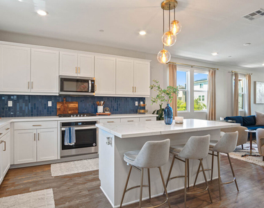 716 Sienna Way - Photo Thumbnail 18