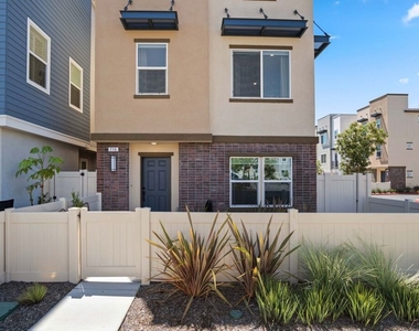 716 Sienna Way - Photo Thumbnail 28
