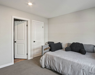 716 Sienna Way - Photo Thumbnail 3