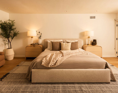 8657 Metz Place - Photo Thumbnail 12