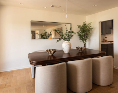 8657 Metz Place - Photo Thumbnail 6