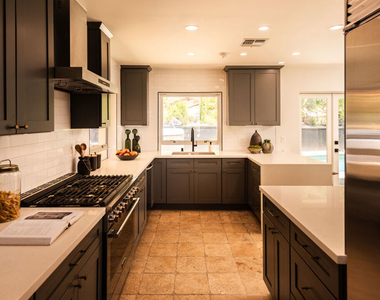 8657 Metz Place - Photo Thumbnail 8