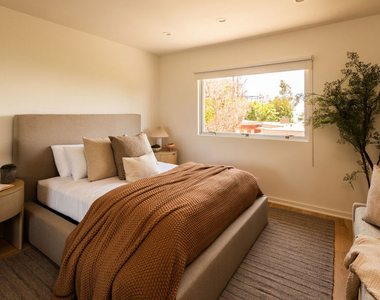 8657 Metz Place - Photo Thumbnail 18