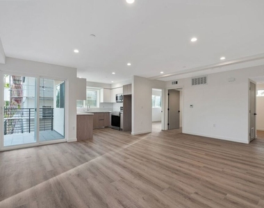 10918 Camarillo Street - Photo Thumbnail 1