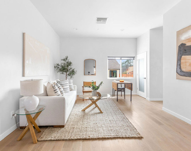 4523 Alumni Avenue - Photo Thumbnail 6