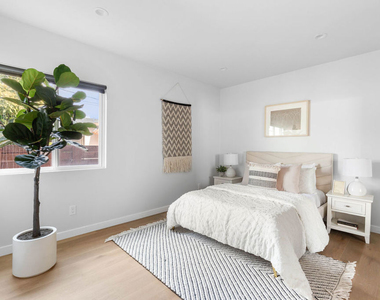 4523 Alumni Avenue - Photo Thumbnail 10