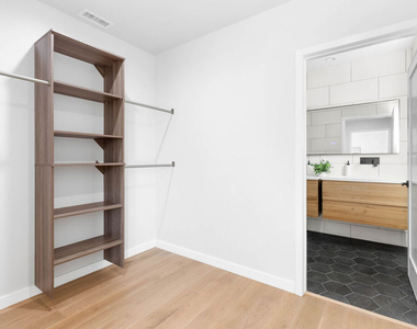 4523 Alumni Avenue - Photo Thumbnail 19