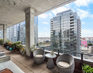 1111 S Grand Avenue - Photo Thumbnail 17