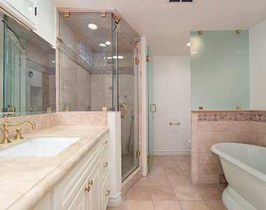 1333 S Beverly Glen - Photo Thumbnail 21