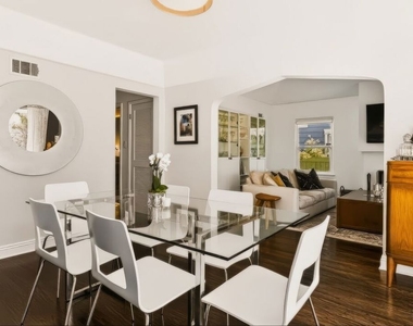 2250 Selby Avenue - Photo Thumbnail 3