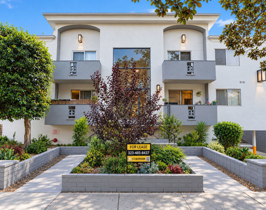 825 S Bedford Street - Photo Thumbnail 22