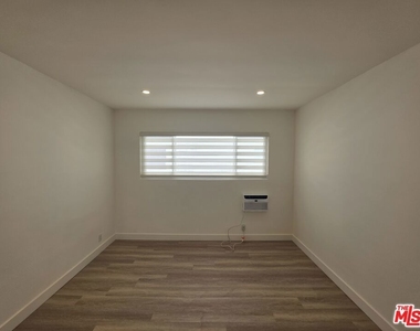 11051 Missouri Avenue - Photo Thumbnail 46