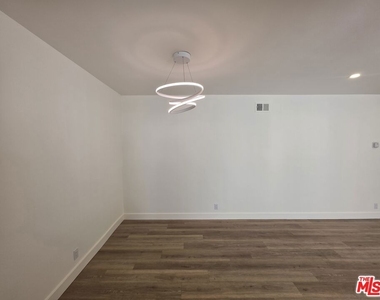 11051 Missouri Avenue - Photo Thumbnail 62