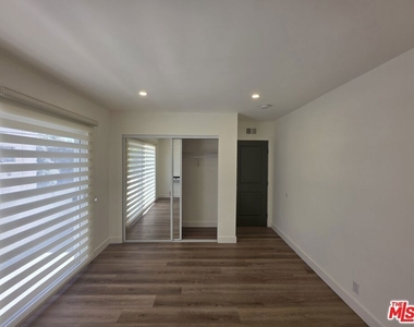 11051 Missouri Avenue - Photo Thumbnail 51