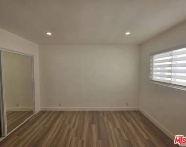 11051 Missouri Avenue - Photo Thumbnail 40