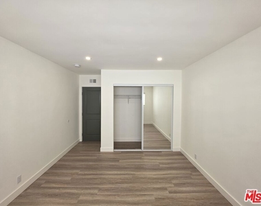 11051 Missouri Avenue - Photo Thumbnail 42