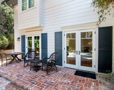 9530 Moonridge Terrace Place - Photo Thumbnail 3