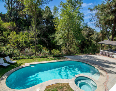 9530 Moonridge Terrace Place - Photo Thumbnail 38