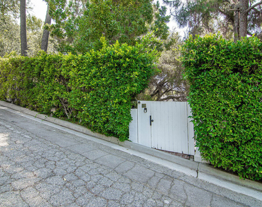 9530 Moonridge Terrace Place - Photo Thumbnail 1