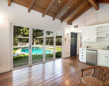 9530 Moonridge Terrace Place - Photo Thumbnail 45