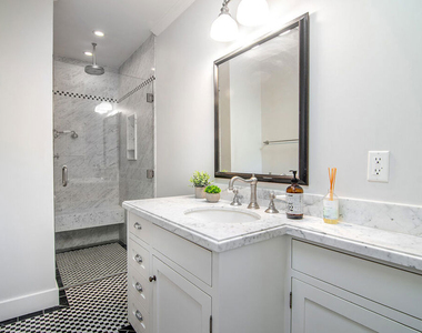 9530 Moonridge Terrace Place - Photo Thumbnail 30