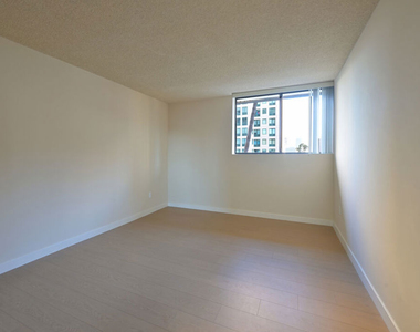 10535 Wilshire Boulevard - Photo Thumbnail 15