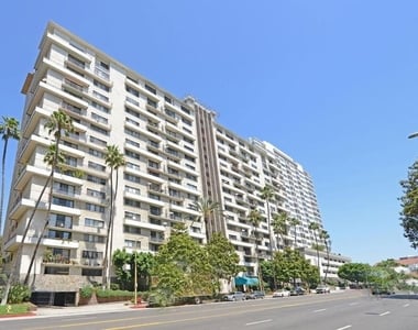 10535 Wilshire Boulevard - Photo Thumbnail 21