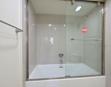 10535 Wilshire Boulevard - Photo Thumbnail 19