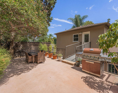 3831 Broadlawn Drive - Photo Thumbnail 31