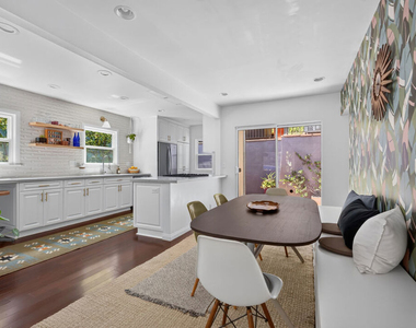 3831 Broadlawn Drive - Photo Thumbnail 7