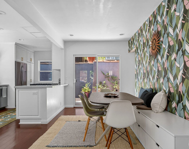 3831 Broadlawn Drive - Photo Thumbnail 8