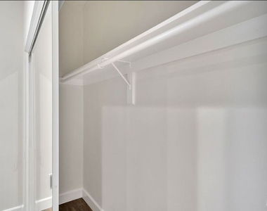 134 S Elm Drive - Photo Thumbnail 16