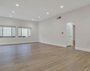 134 S Elm Drive - Photo Thumbnail 1
