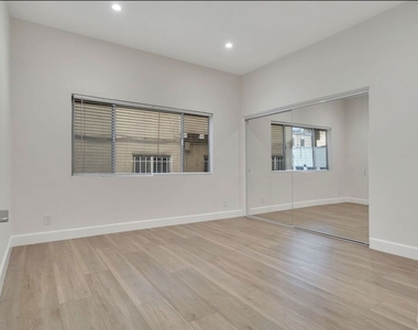 134 S Elm Drive - Photo Thumbnail 18