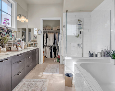 611 Caruso Avenue - Photo Thumbnail 23