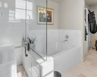 611 Caruso Avenue - Photo Thumbnail 27